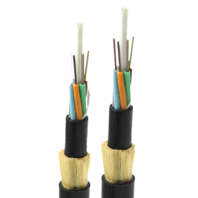 Cable aérien à fibre optique ADSS à enchevêtrement unique de 50 à 150 m tout autoportant diélectrique